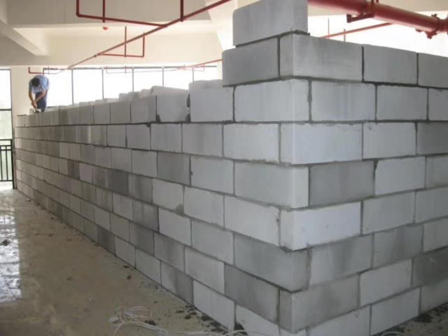 石家庄蒸压加气混凝土砌块承重墙静力和抗震性能的研究